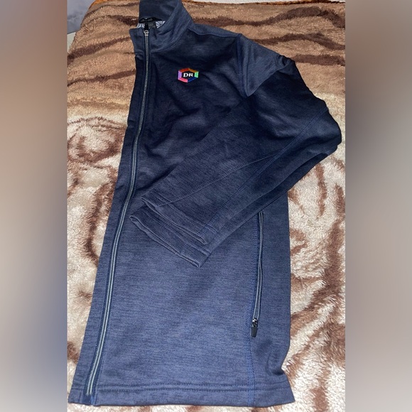 Nice sweater with DR logo - Picture 4 of 4